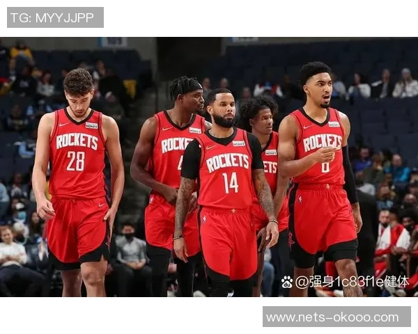 12月30日NBA焦点战雄鹿对决雷霆双方球星齐聚一堂争夺胜利荣耀