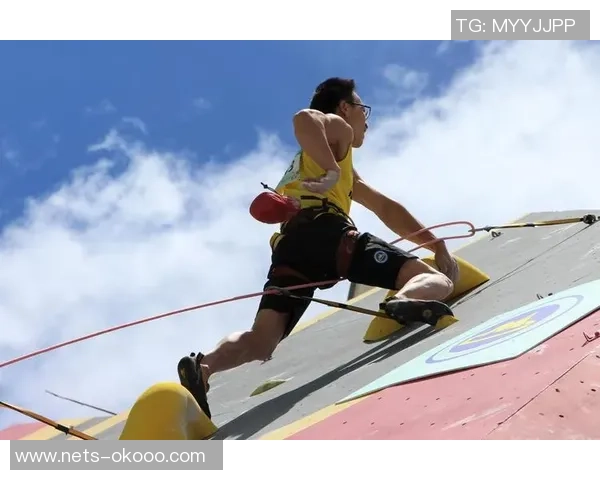 广州攀岩队与南京攀岩队赛后复盘力量对比及战术分析